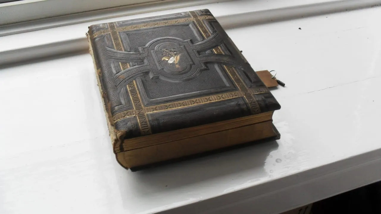 Victorian Music Box image 6